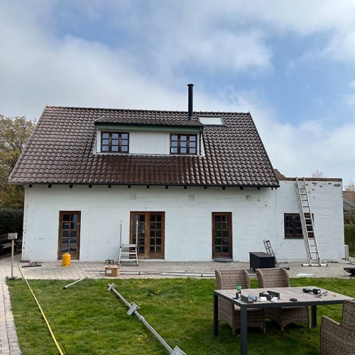 Sandblæsning af en villa i Greve Strand.